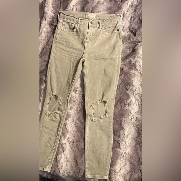 Free People sz 29 distressed skinny jeans with stretch - Picture 2 of 8